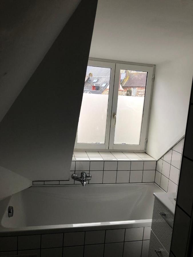 Chez Jules ,parking Gratuit, 3ème Etage *